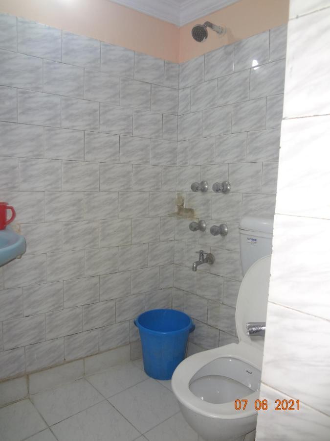 Khaja Habib Hotel โกลกาตา ภายนอก รูปภาพ